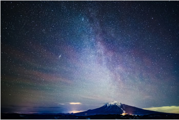 相馬地区の自慢の一つ、満天の星空。相馬地区は市街地からクルマで20分ほどというアクセスの良さも魅力です。