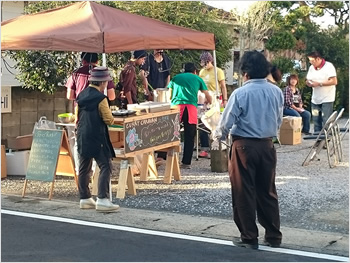 地元の方々との繋がりを大切に、楽しみながら活動しています。