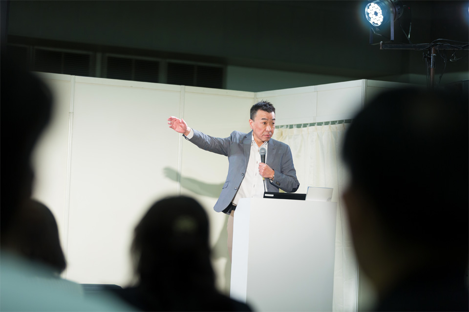 会場の様子 07_16