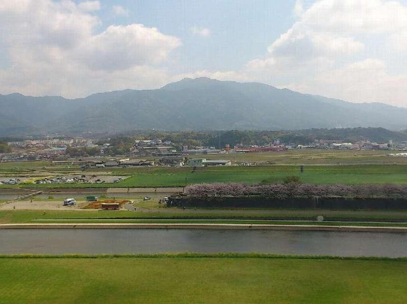遠賀川と福智山山系