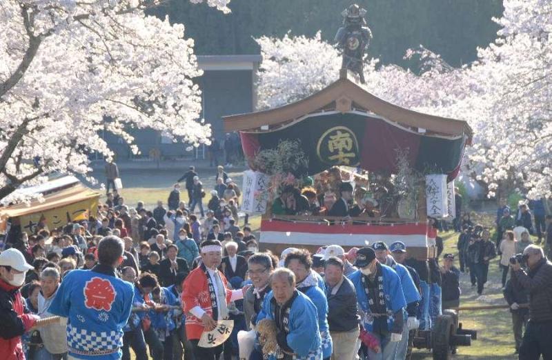下米田町　諏訪神社の大祭