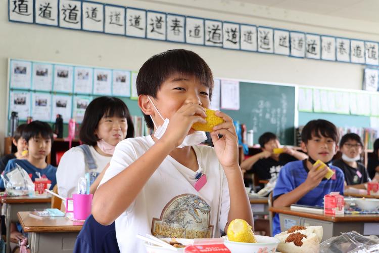 学校給食