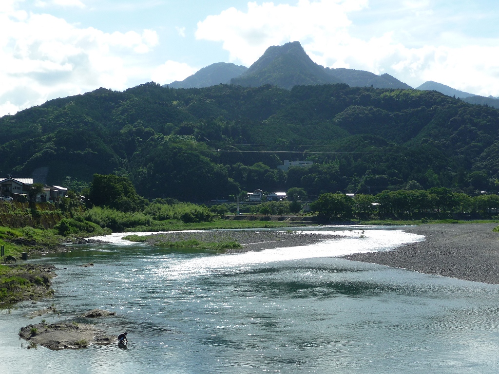 山や川の自然を満喫できる越知町