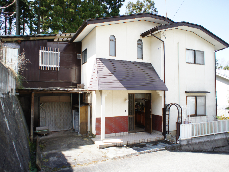 House in Nakano, Nagano