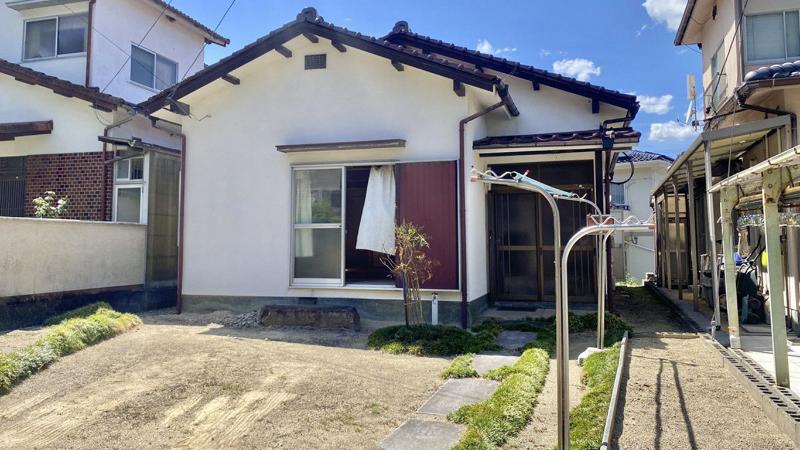 House in Wake, Okayama