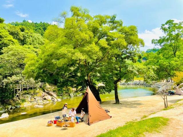 源じいの森　キャンプ場